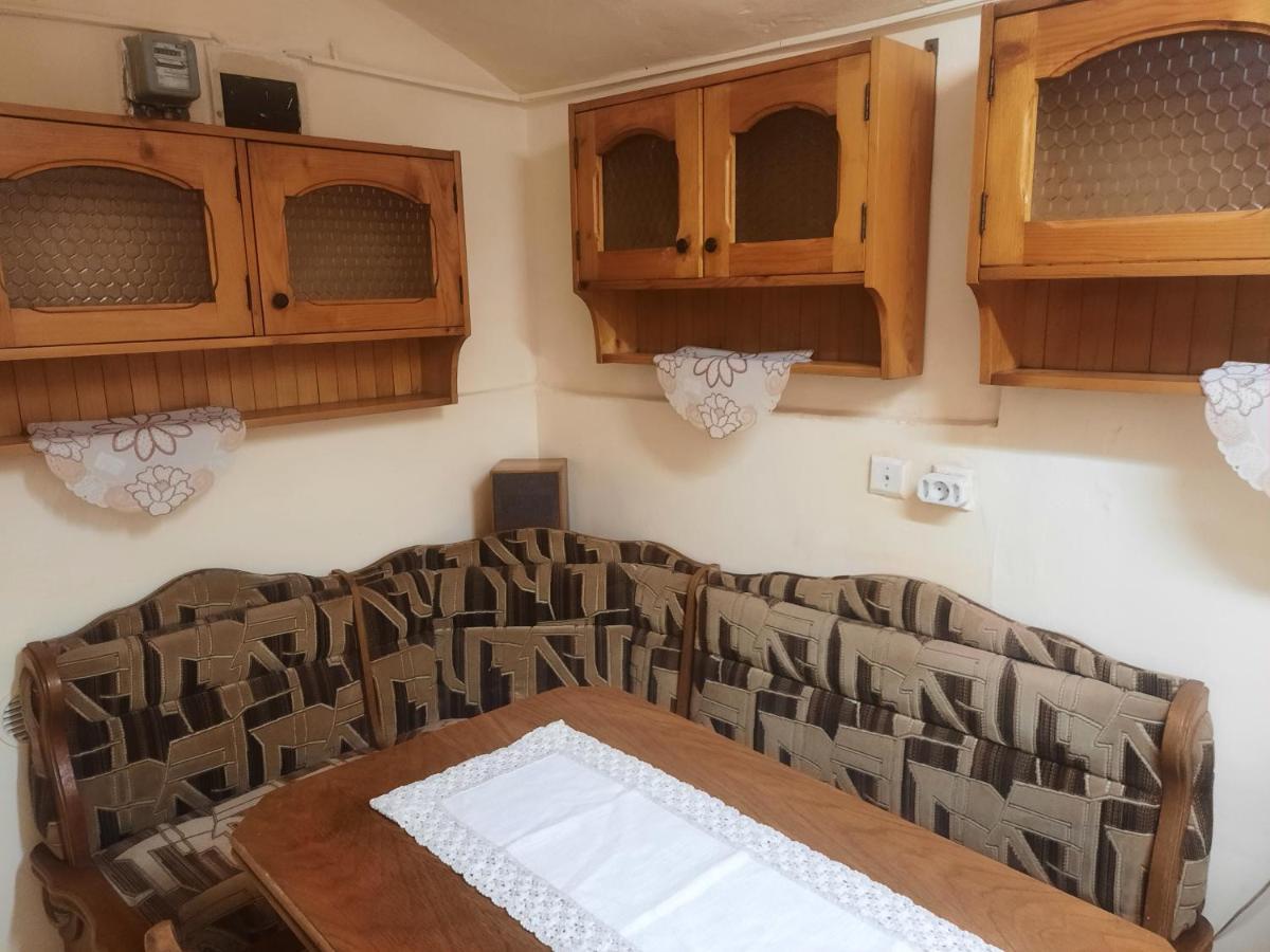 Apartament Pe Malul Raului Bega Timişoara Eksteriør bilde